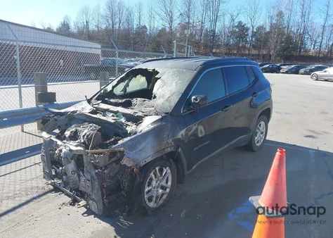 2019 Jeep Compass Sport Fwd z USA, uszkodzony, nr VIN 3C4NJCAB0KT615397